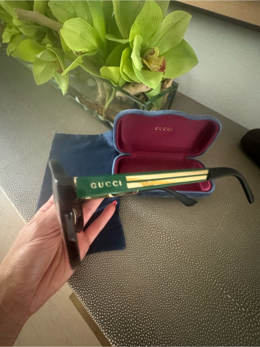 Gucci Tortoiseshell Frame Sunglasses with Green Temples - Picture 4 of 6